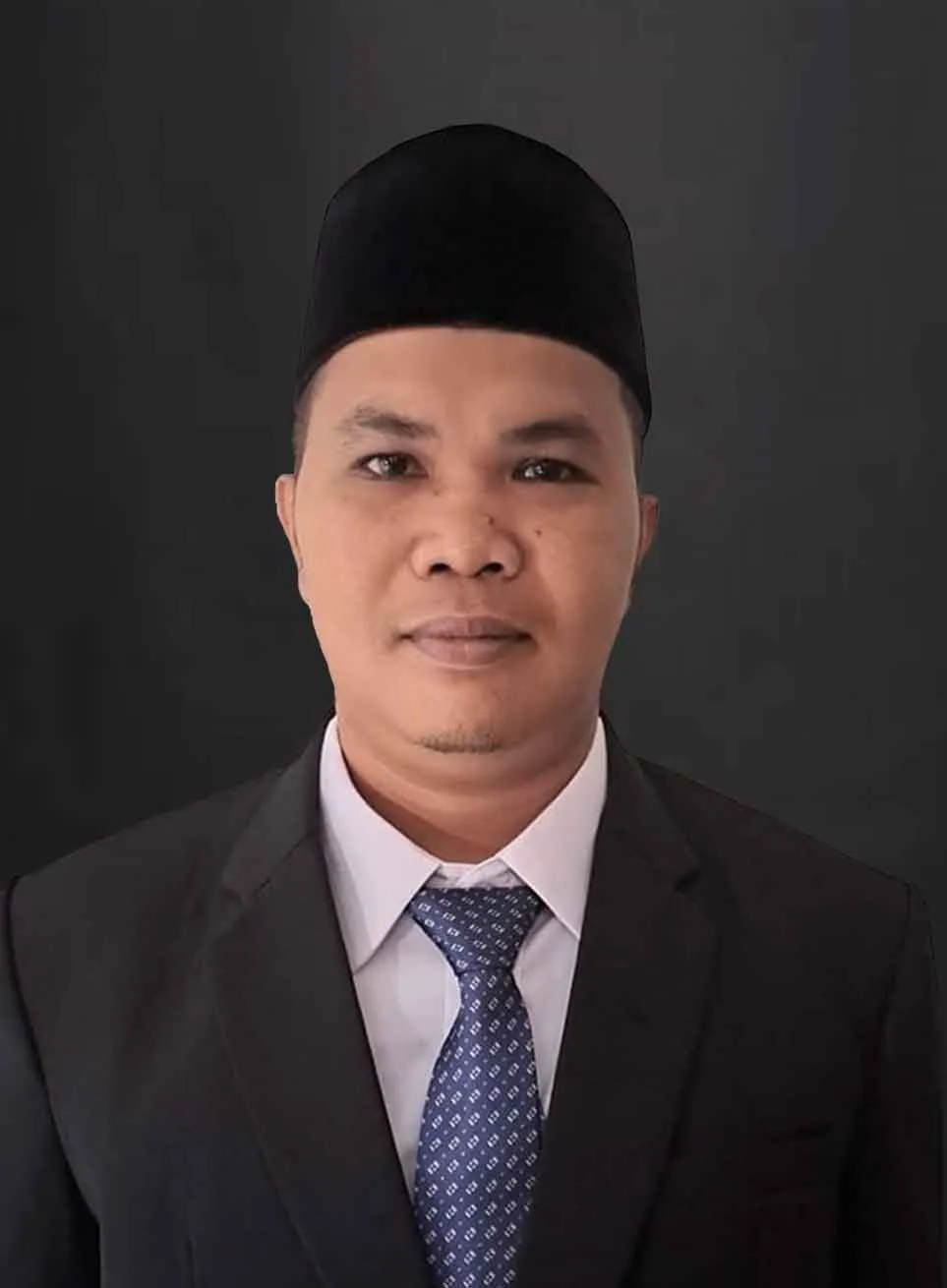 Gomok, M,I.,Kom
